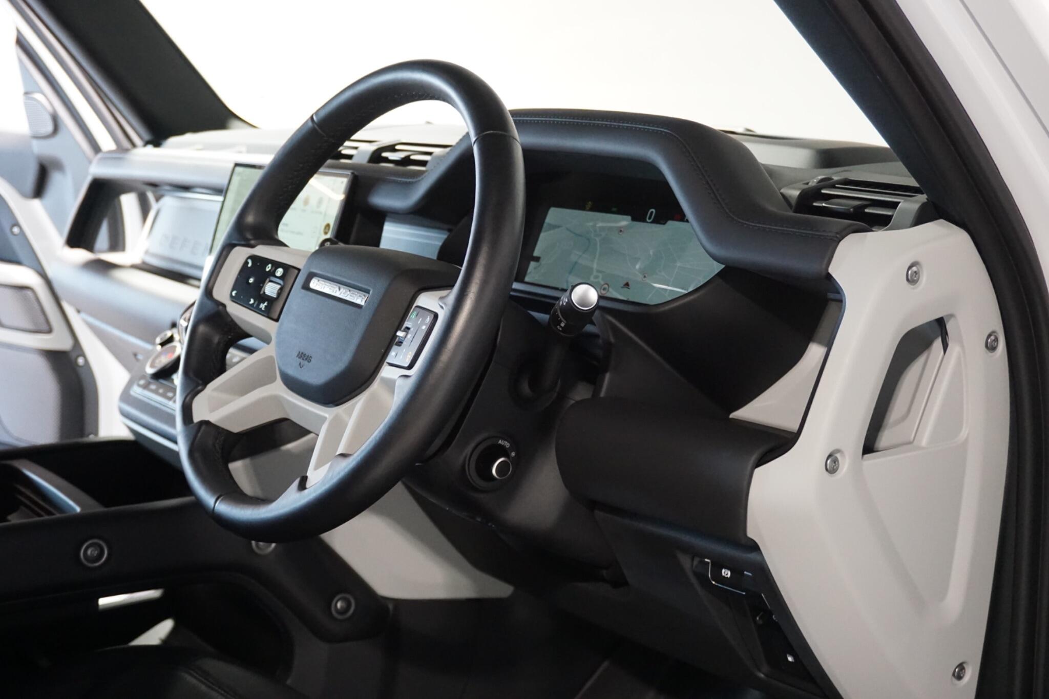 Land Rover Defender 110 2.0 P400e 15.4kWh X-Dynamic HSE SUV 5dr Petrol Plug-in Hybrid Auto 4WD Euro 6 (s/s) (404 ps)